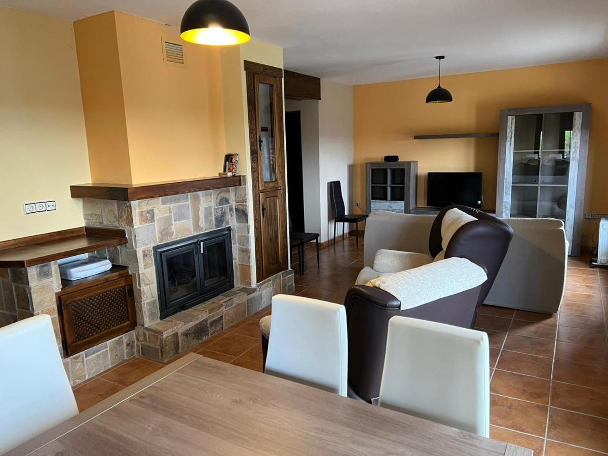 Alqueria De Segur A Apartman Segura de la Sierra Kültér fotó