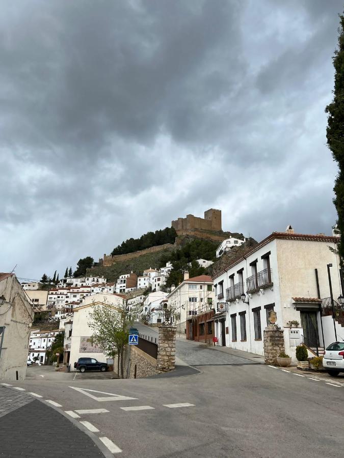 Alqueria De Segur A Apartman Segura de la Sierra Kültér fotó